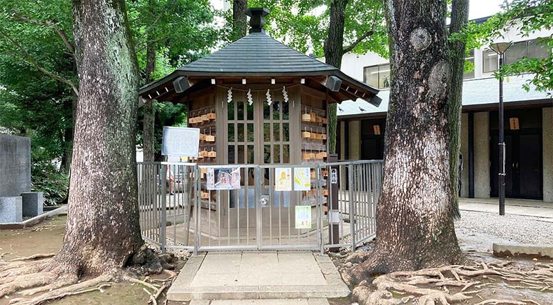 画像：鳩森八幡神社の将棋堂