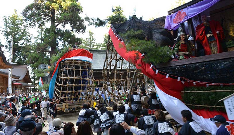画像：穂高神社御船祭り
