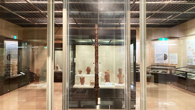 画像：さきたま史跡の博物館の金錯銘鉄剣